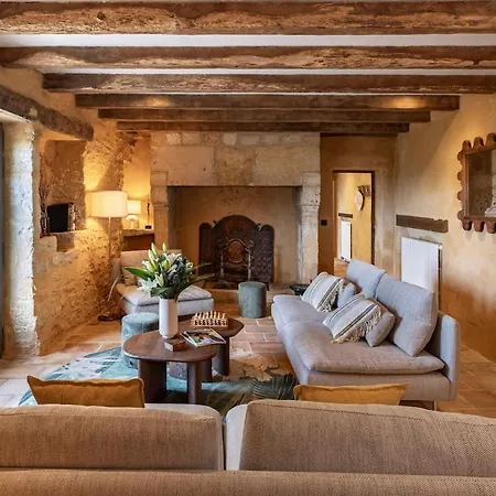 Demeure De Charme En Perigord - Fond De Merle *